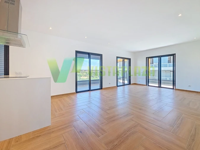 Apartamento T3 para Venda em Portimão Foto 5