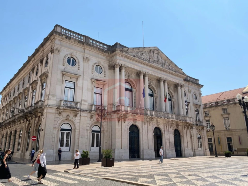 Apartamento T2 para Arrendamento em Santa Maria Maior Foto 38
