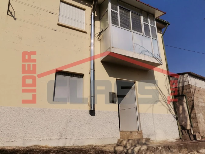 Moradia T1 para Venda em Murias