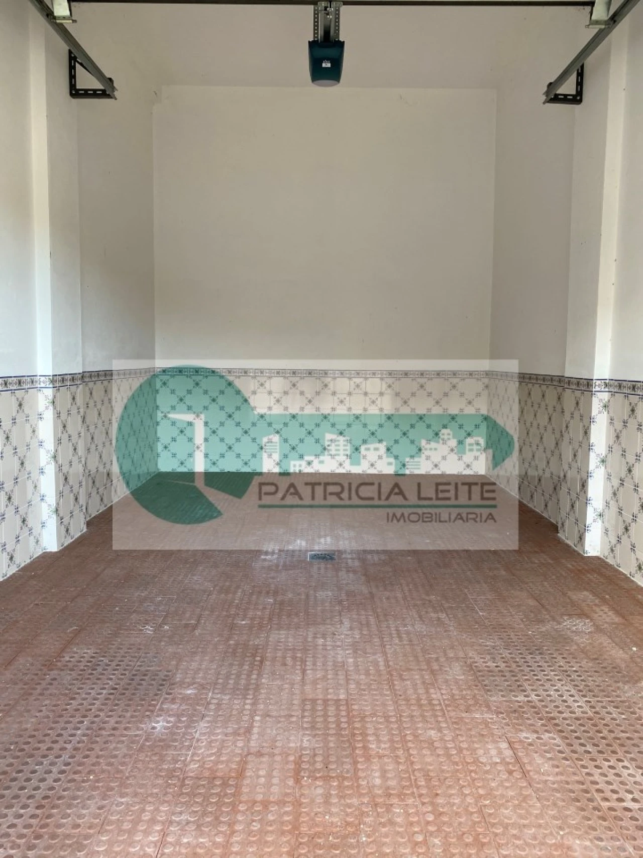 Garagem para Arrendamento em Moita Foto 4