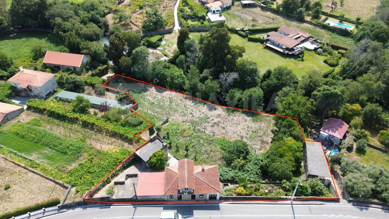 Moradia T3 para Venda em Vila Praia de Ancora Foto 1