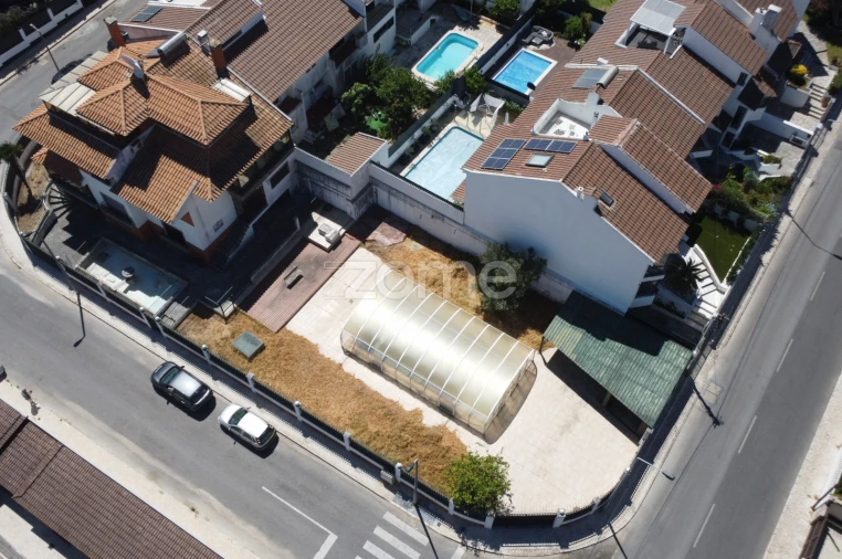 Terreno para Venda em Carcavelos e Parede Foto 16