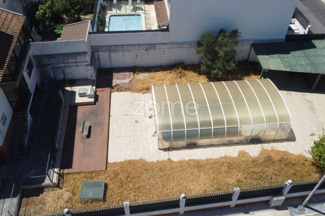 Terreno para Venda em Carcavelos e Parede Foto 13