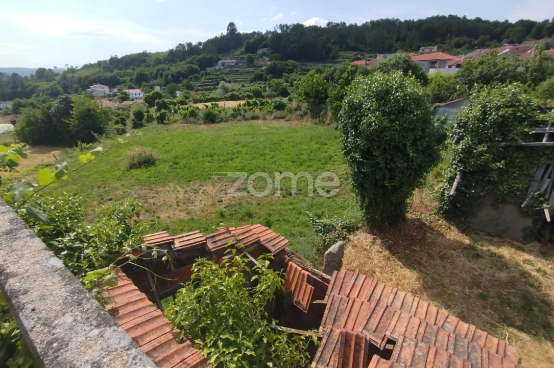 Moradia T3 para Venda em Castro Daire Foto 18