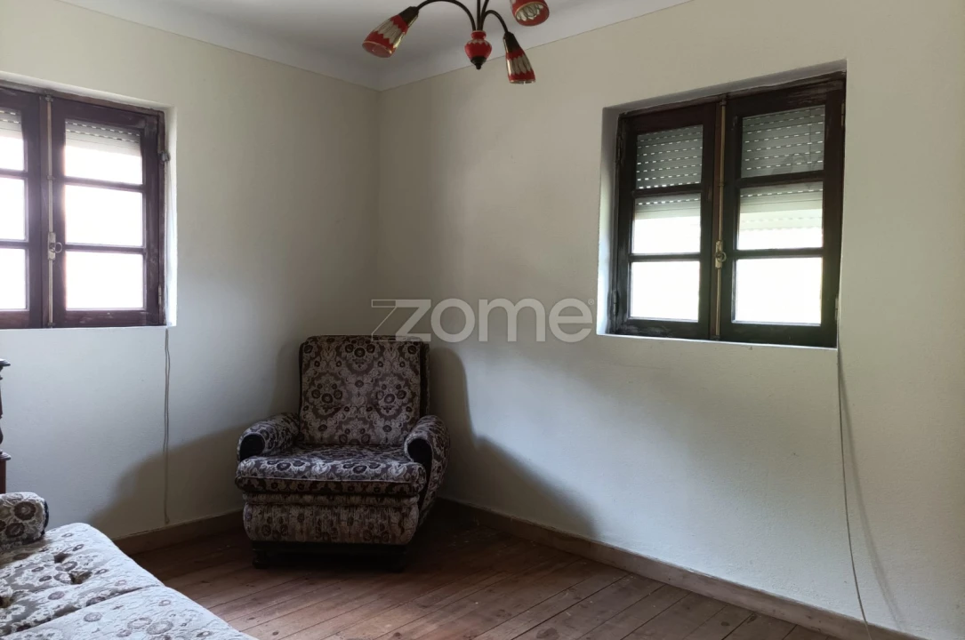 Moradia T4 para Venda em Pombeiro da Beira Foto 10