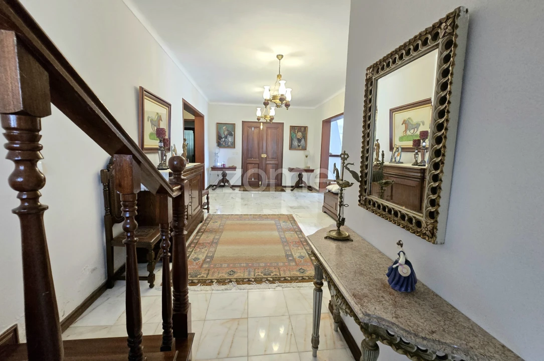 Moradia T3 para Venda em Rabo de Peixe Foto 7