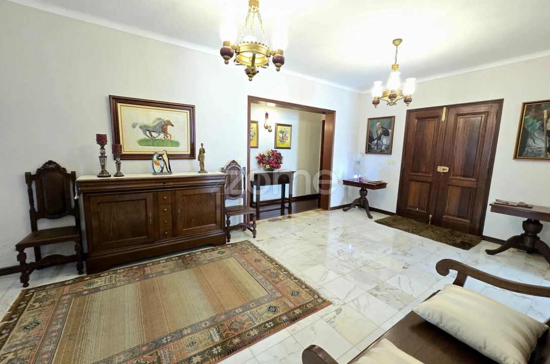 Moradia T3 para Venda em Rabo de Peixe Foto 5