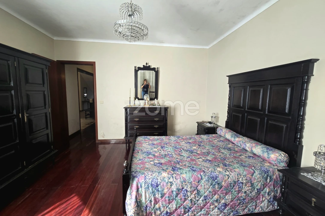 Moradia T3 para Venda em Rabo de Peixe Foto 14