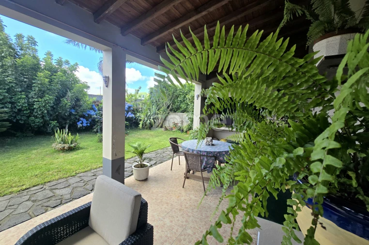 Moradia T3 para Venda em Rabo de Peixe Foto 25