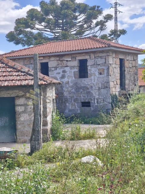 Quinta para Venda em Guilhufe e Urrô