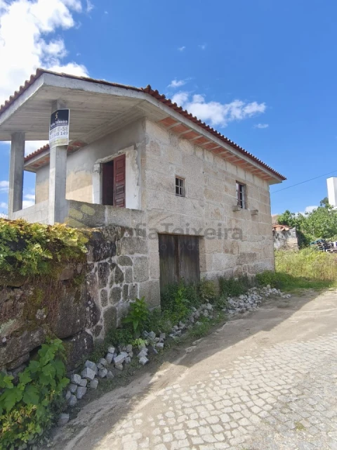 Quinta para Venda em Guilhufe e Urrô