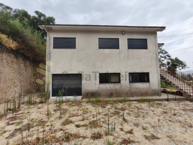 Quinta para Venda em Paço de Sousa Foto 40