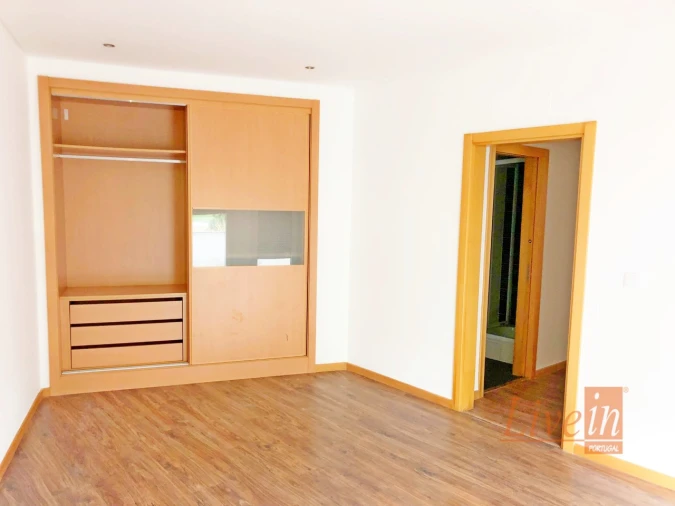 Apartamento T3 para Venda em Sapataria Foto 5