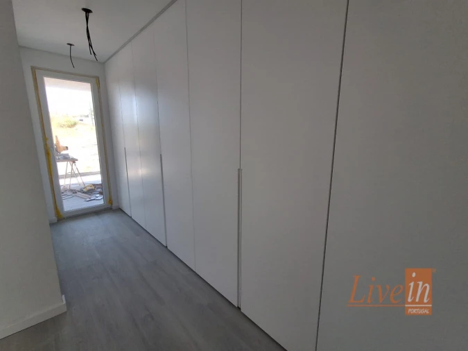 Moradia T5 para Venda em São Pedro da Cadeira Foto 23