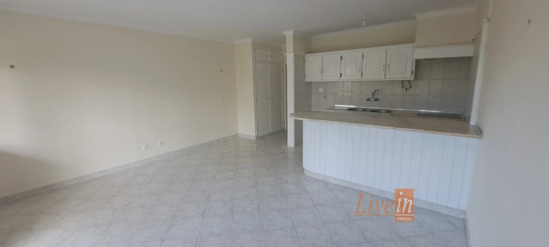 Apartamento T1 para Venda em São João das Lampas e Terrugem Foto 6