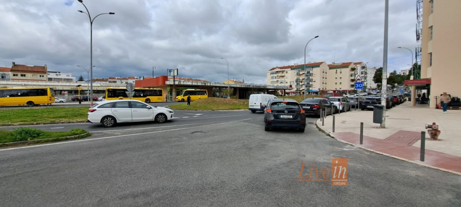 Garagem para Venda em Algueirão-Mem Martins Foto 1