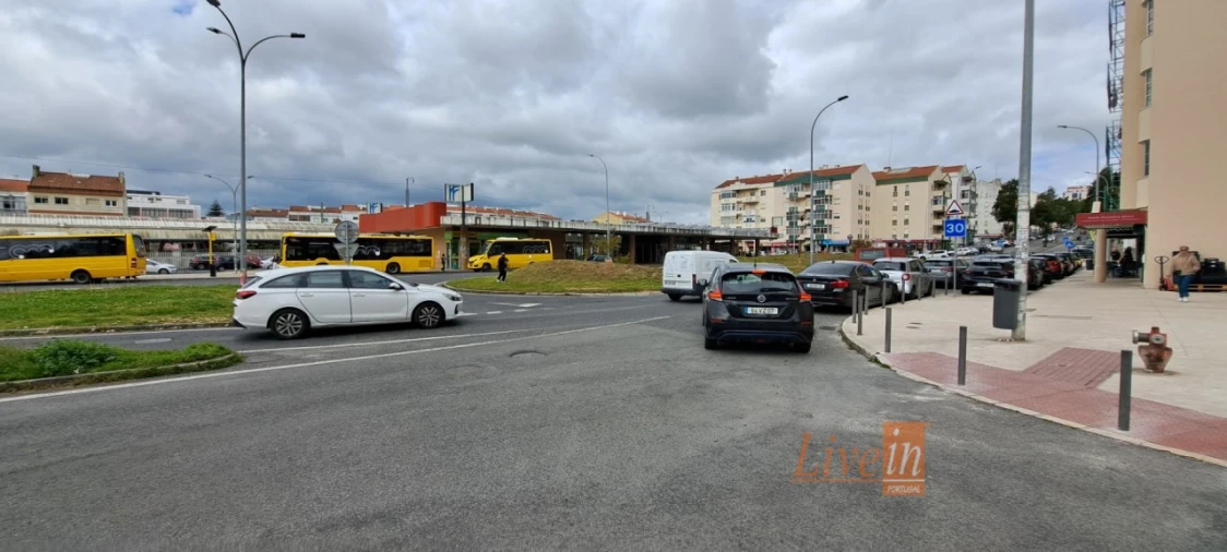 Garagem para Venda em Algueirão-Mem Martins