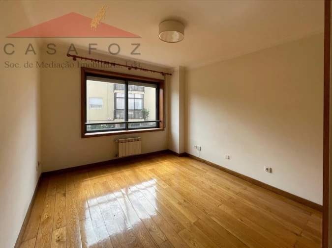 Apartamento T2 para Venda em Ramalde Foto 27