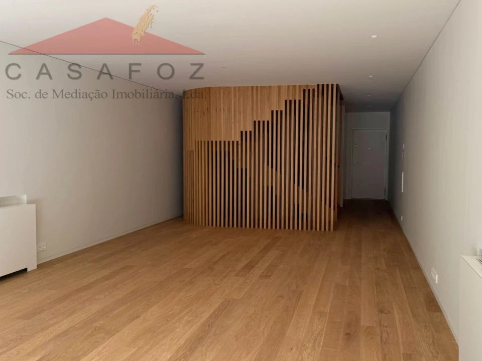 Apartamento T3 para Venda em Aldoar, Foz do Douro e Nevogilde Foto 4