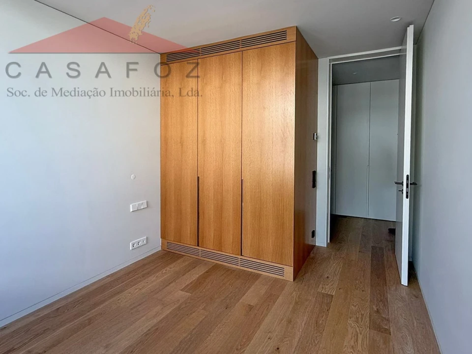 Apartamento T3 para Venda em Aldoar, Foz do Douro e Nevogilde Foto 28