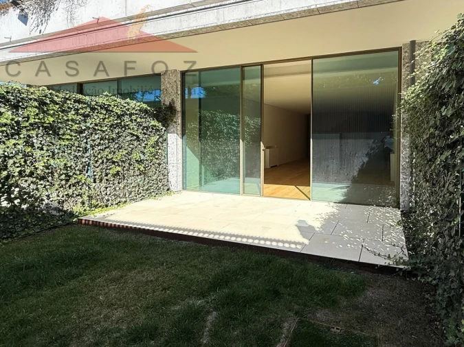 Apartamento T3 para Venda em Aldoar, Foz do Douro e Nevogilde Foto 1