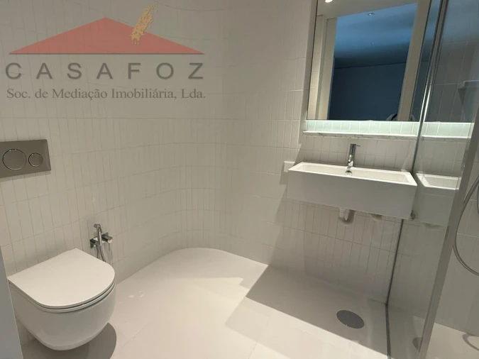 Apartamento T3 para Venda em Aldoar, Foz do Douro e Nevogilde Foto 31