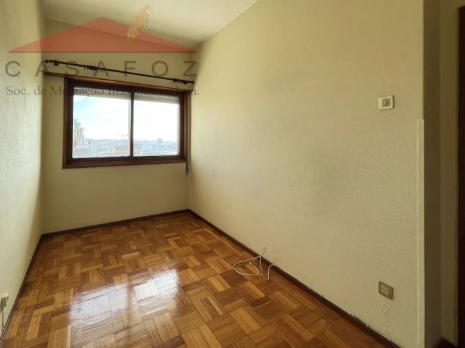 Moradia T6 para Venda em Lordelo do Ouro e Massarelos Foto 26