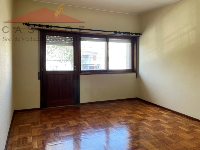 Moradia T6 para Venda em Lordelo do Ouro e Massarelos Foto 21