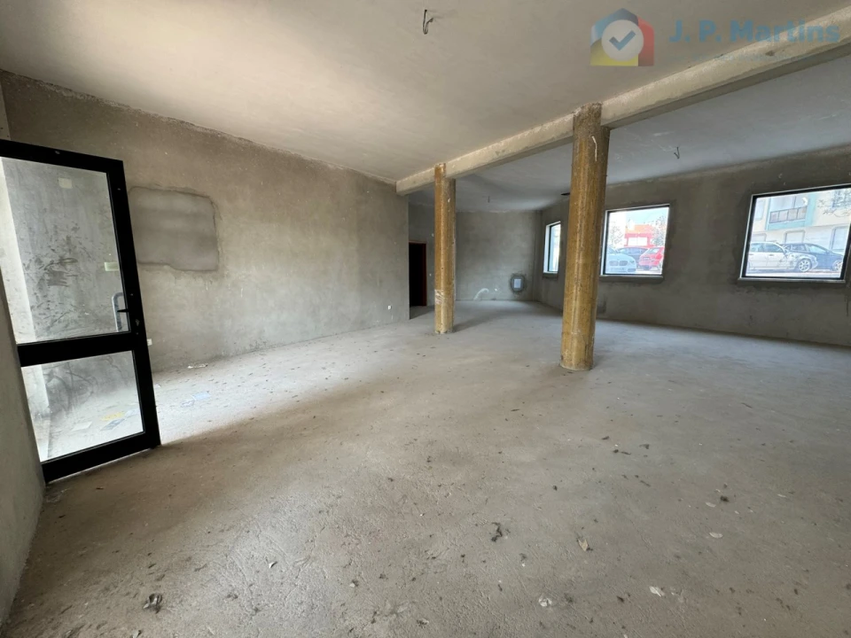 Loja para Venda em Alhos Vedros Foto 2