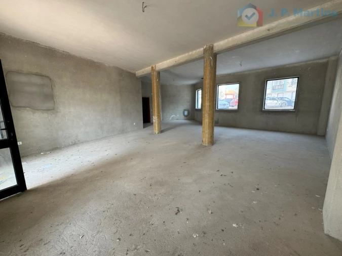 Loja para Venda em Alhos Vedros Foto 1