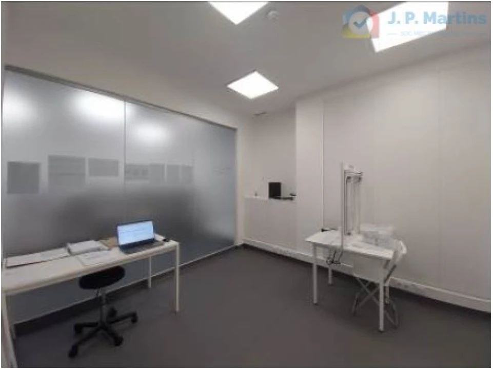 Loja para Venda em Alvalade Foto 7