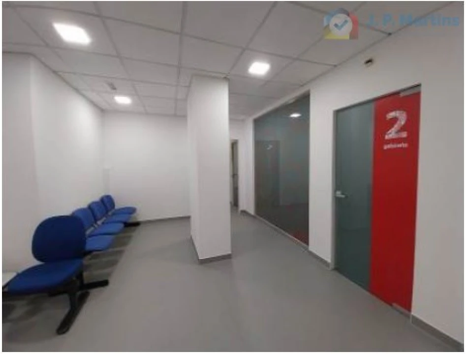 Loja para Venda em Alvalade Foto 8