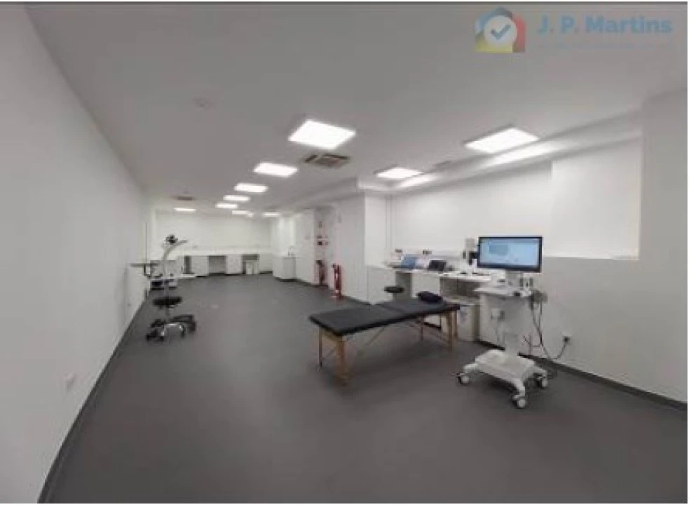 Loja para Venda em Alvalade Foto 13