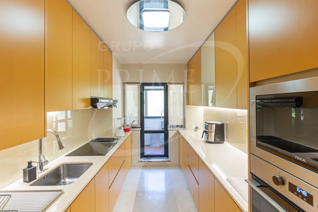 Apartamento T5 para Venda em Campanhã Foto 15