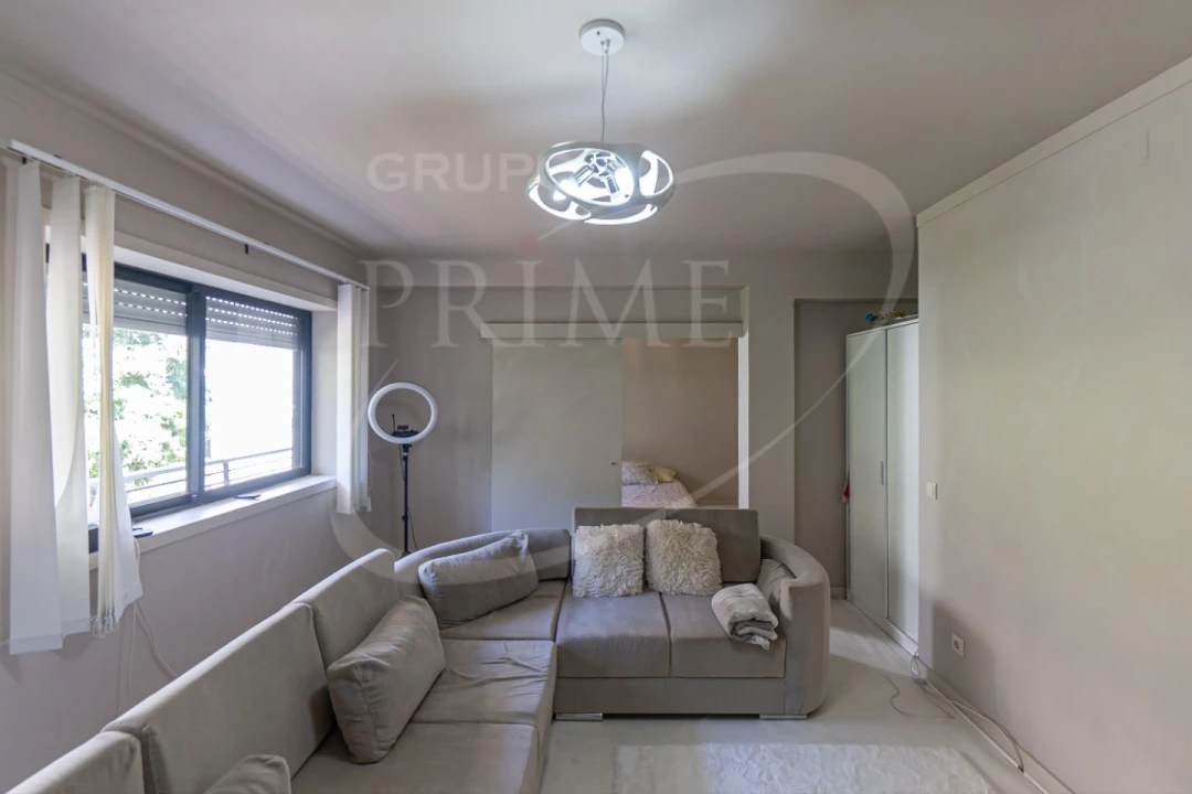 Apartamento T5 para Venda em Campanhã Foto 31