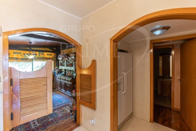 Apartamento T5 para Venda em Campanhã