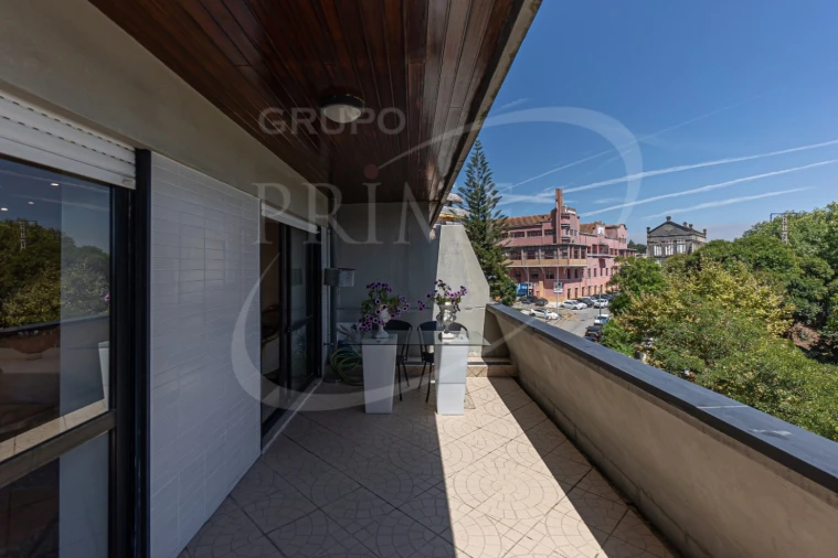 Apartamento T5 para Venda em Campanhã Foto 12