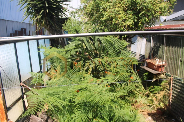 Moradia T2 para Venda em Oliveira do Douro Foto 2