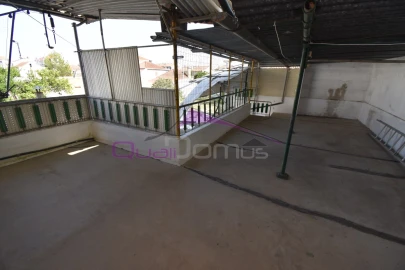 Moradia T4 para Venda em Nossa Sra de Fatima