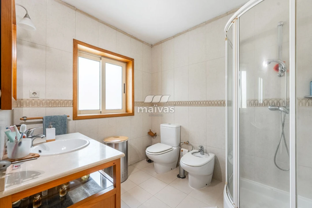 Moradia T3 para Venda em Taide Foto 16