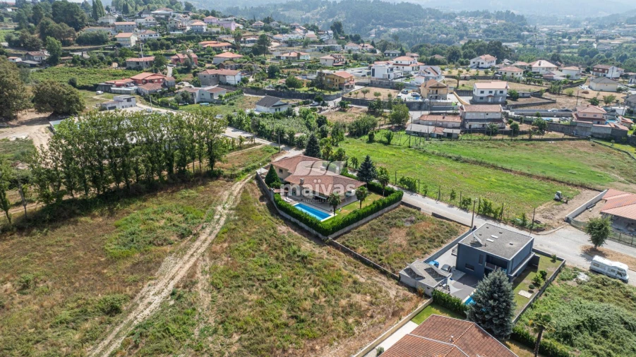 Moradia T3 para Venda em Taide Foto 39