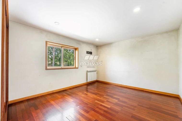 Moradia T3 para Venda em Taide Foto 26