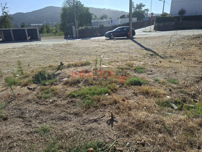Terreno para Venda em Campo e Sobrado Foto 7