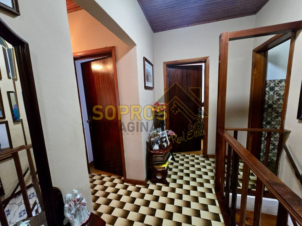 Moradia T4 para Venda em São Mateus da Calheta Foto 6