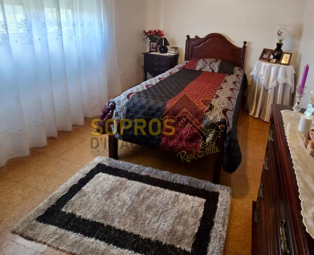 Moradia T4 para Venda em São Mateus da Calheta Foto 7