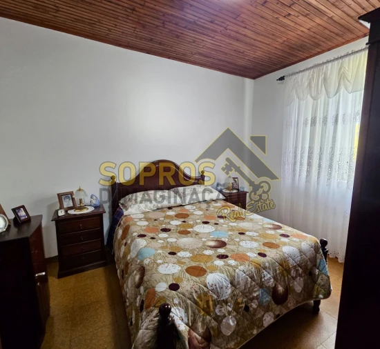 Moradia T4 para Venda em São Mateus da Calheta Foto 9