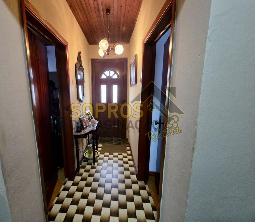 Moradia T4 para Venda em São Mateus da Calheta Foto 4