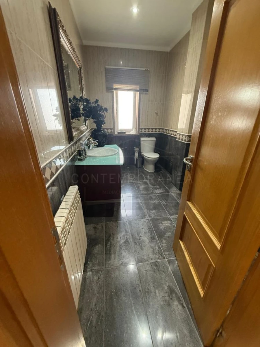 Moradia T6 para Venda em Mirandela Foto 16