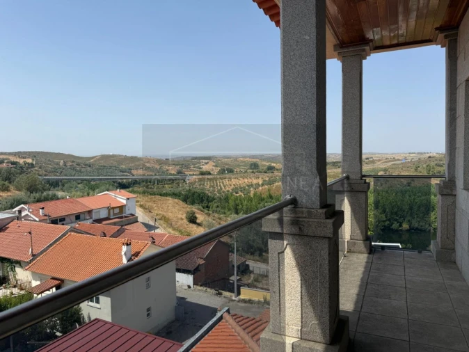 Moradia T6 para Venda em Mirandela Foto 38