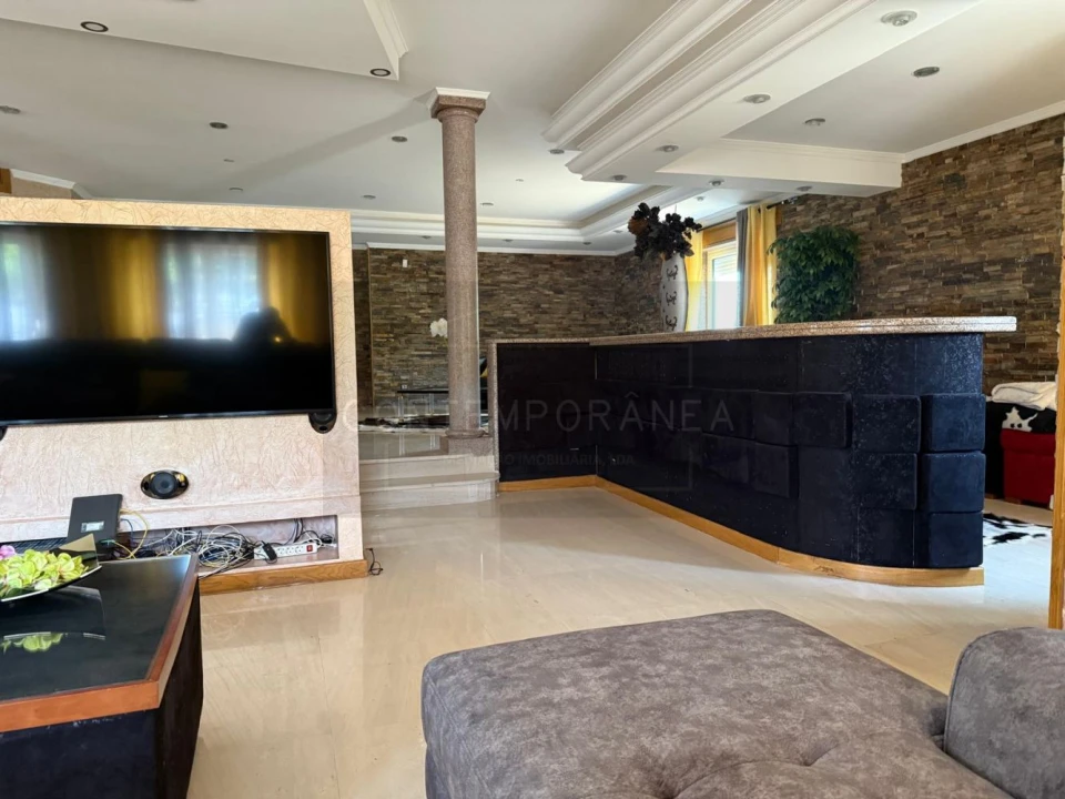 Moradia T6 para Venda em Mirandela Foto 5